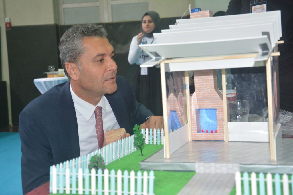 BOLU FEN LİSESİ'NDEN BİLİM ŞENLİĞİ