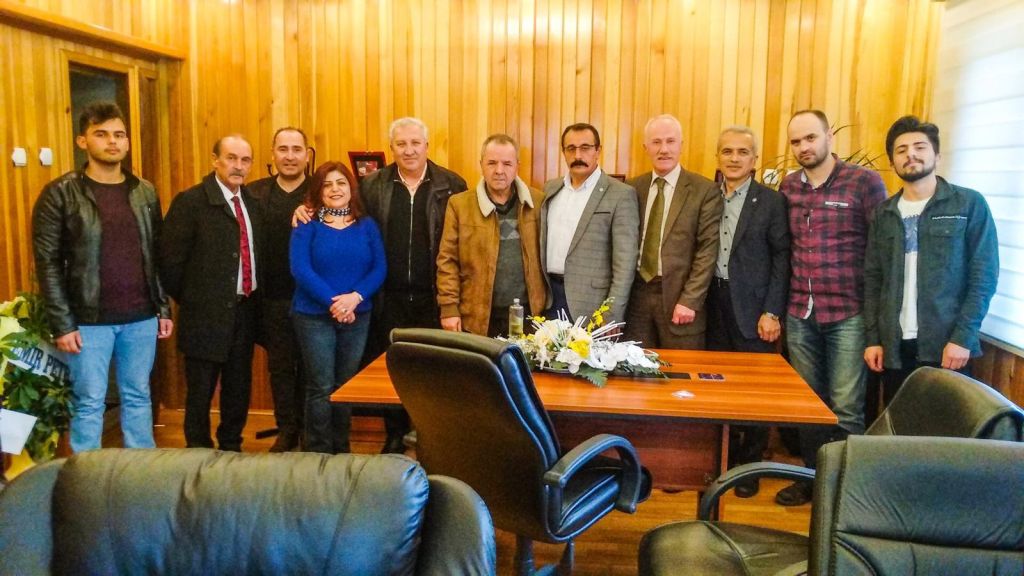 Bu rozet siyaset üstü: Yüceer ve Beydili de Türk Ocakları rozetini taktı