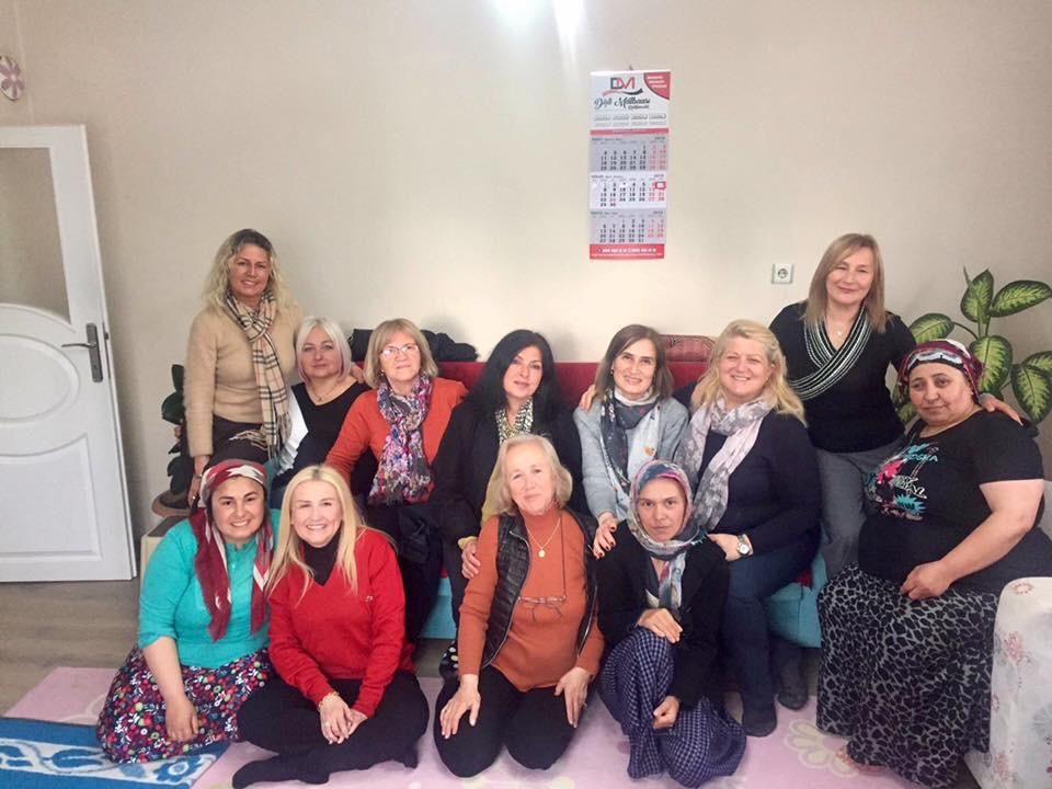 CHP'li kadınlar teşekkür ziyaretlerinde