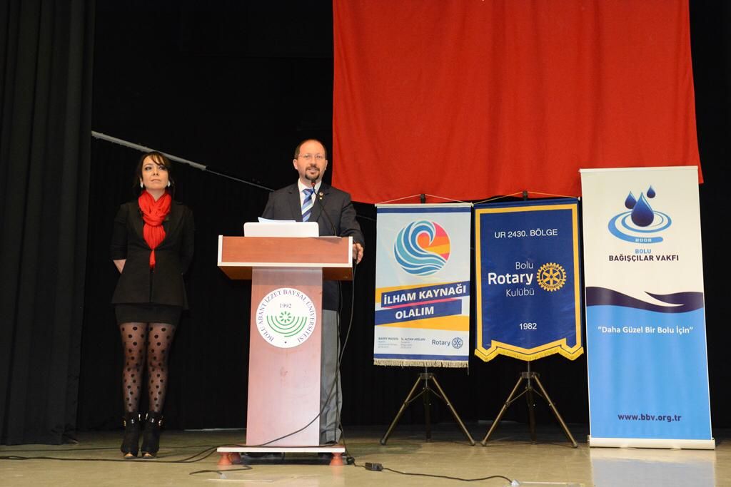 Dilek öğretmene sevgi seli: Ödüllü öğretmen Bolu halkıyla buluştu