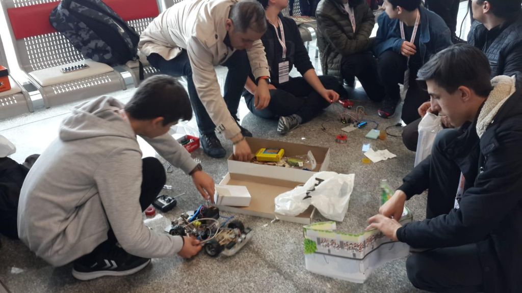 EMBAL, 13. Uluslararası Robot Yarışması'nda Bolu'yu temsil edecek