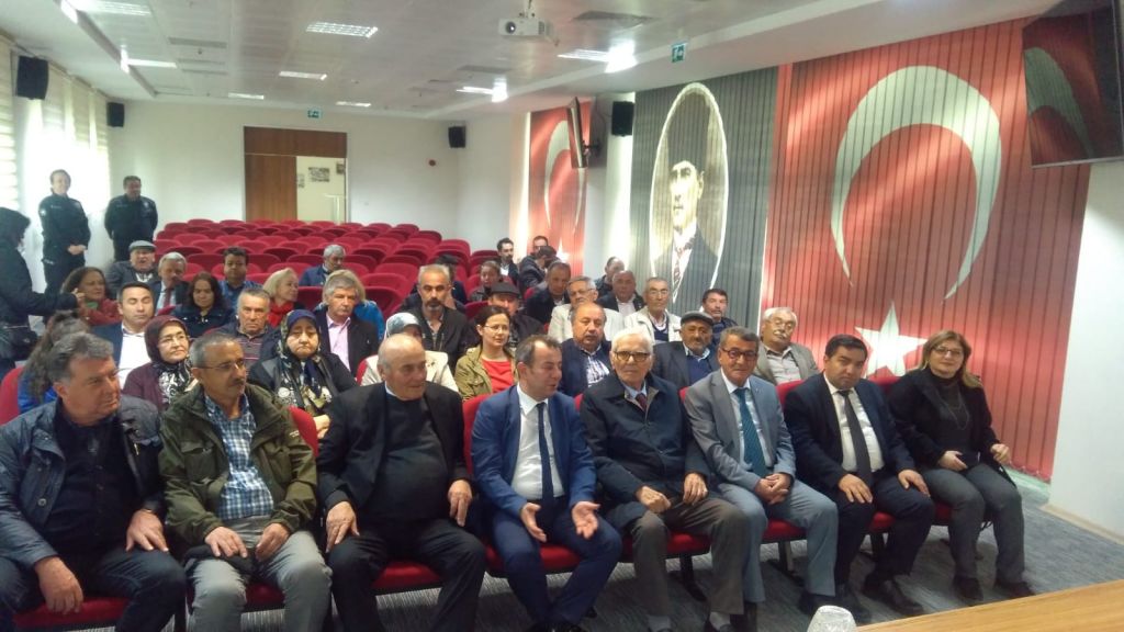 Emin Tekemen ve Turhan Bulut mazbatasını aldı