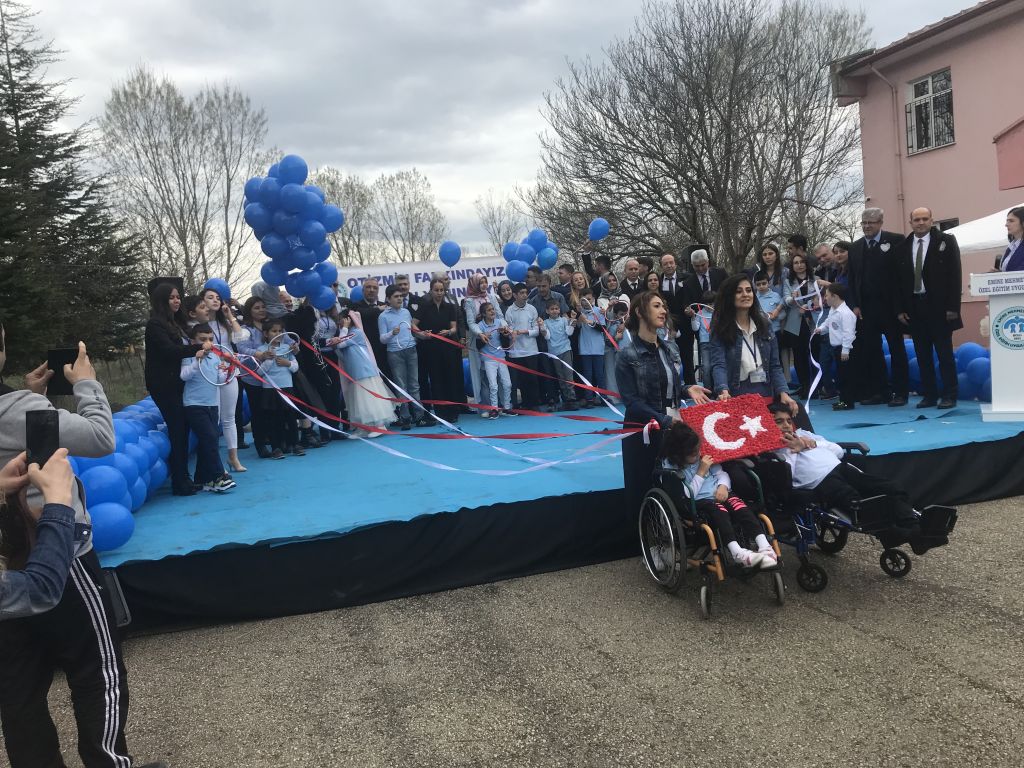 EMİNE MEHMET BAYSAL'DAN FARKINDALIK ETKİNLİĞİ