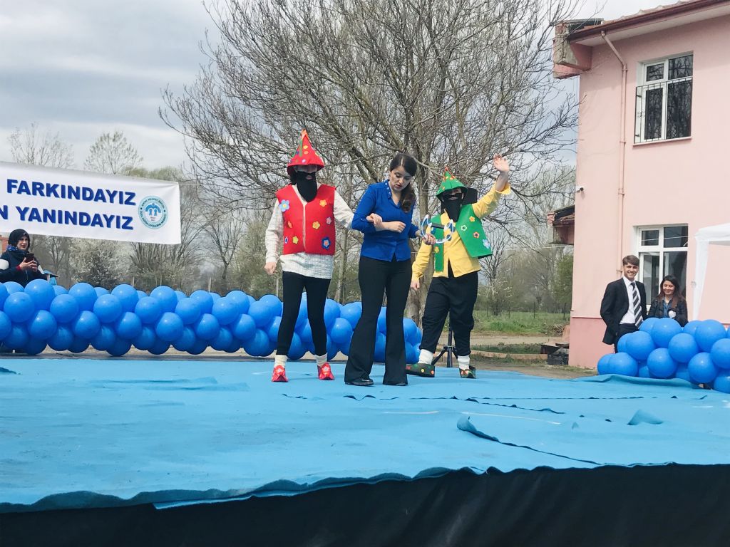 EMİNE MEHMET BAYSAL'DAN FARKINDALIK ETKİNLİĞİ