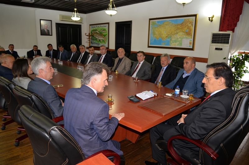 İl Genel Meclis Üyelerinden Vali Ümit'e Ziyaret