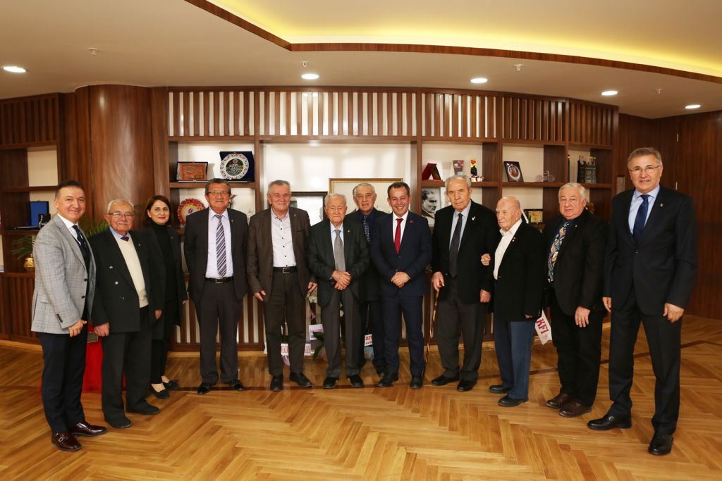 İzzet Baysal Vakfı'ndan Başkan Özcan'a tebrik ziyareti