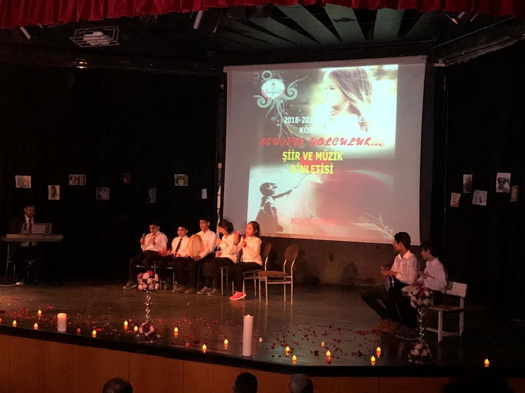 KÖROĞLU ORTAOKULU'NDAN SANAT ŞÖLENİ