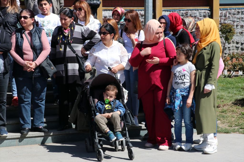 Küçükçekmece ve Bolu'daki çocuklara cinsel istismara tepki
