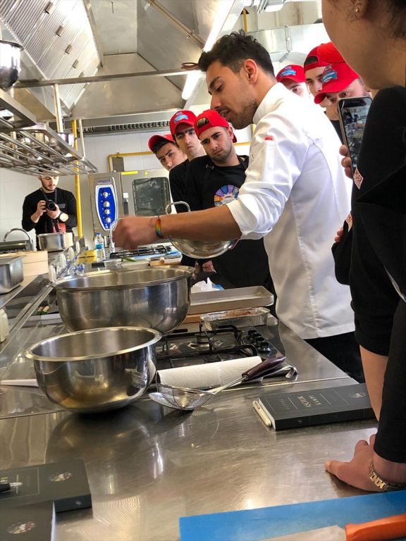 Öğretim elemanları ve öğrenciler aşçılık kampında buluştu