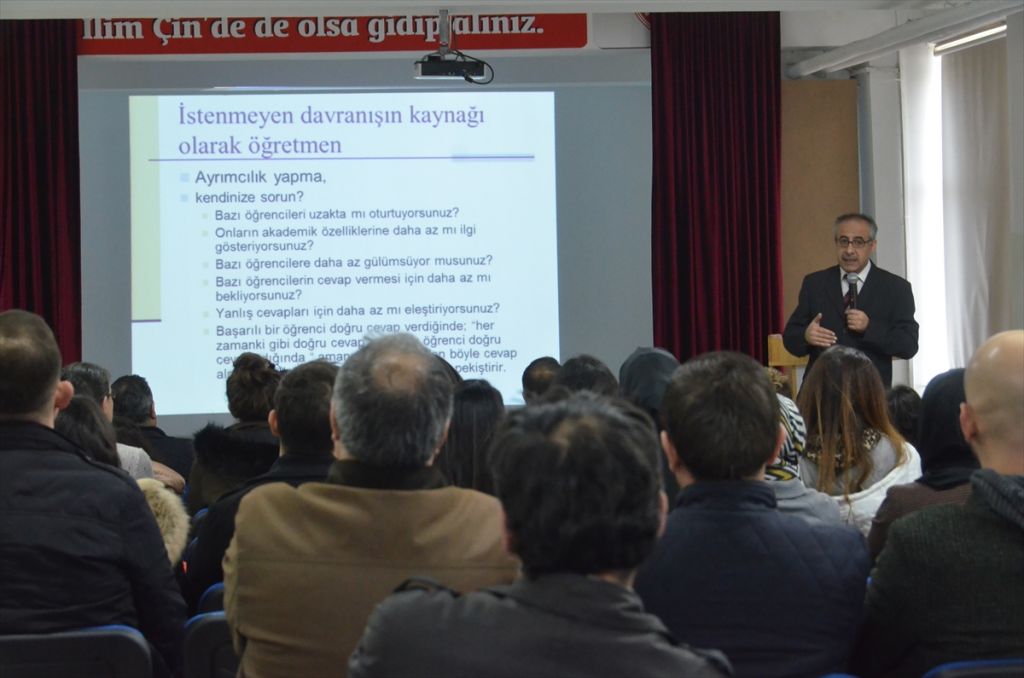 Ortaöğretim öğretmenlerine "Sınıf Yönetimi" semineri