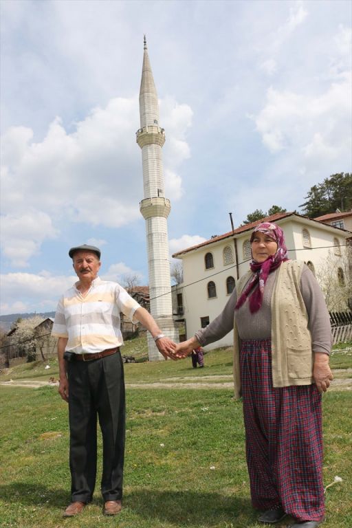 Yarım asırlık muhtar, ipi bir oy farkla göğüsledi