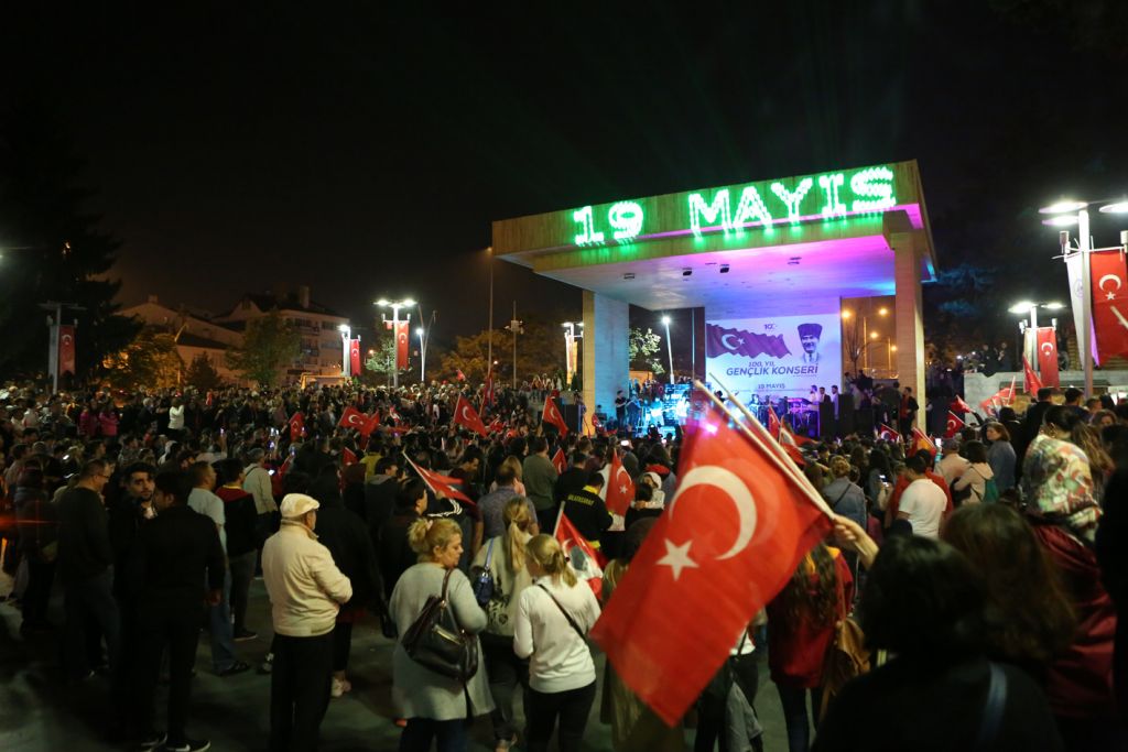 19 Mayıs Atatürk'ü Anma, Gençlik ve Spor Bayramı coşkuyla kutlandı