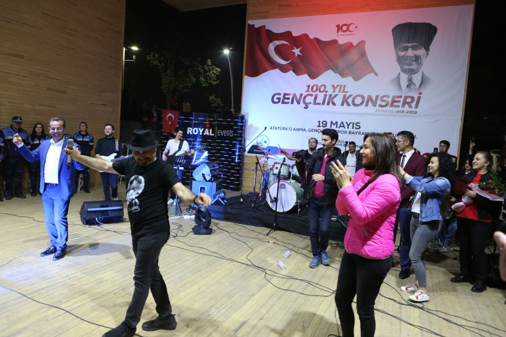 19 Mayıs Atatürk'ü Anma, Gençlik ve Spor Bayramı coşkuyla kutlandı