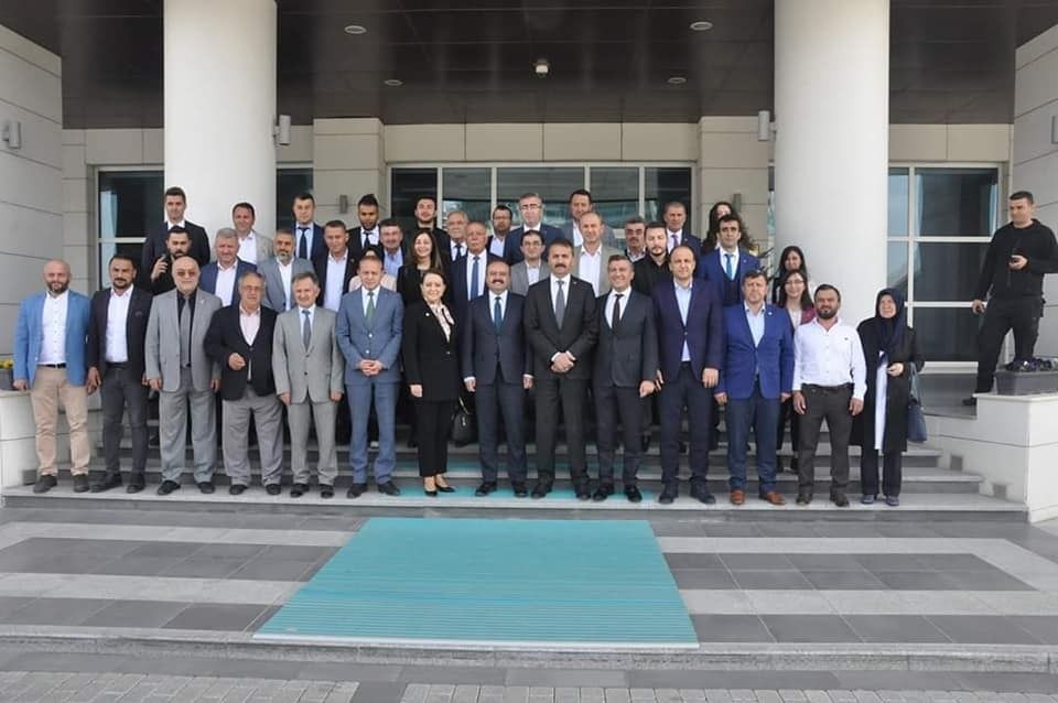 Ak Parti Teşkilatları Bakan Yardımcısı Metin'i ziyaret etti