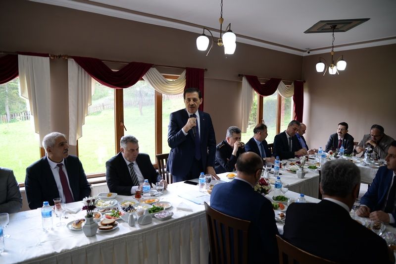 Bolu Valisi Ahmet Ümit: 