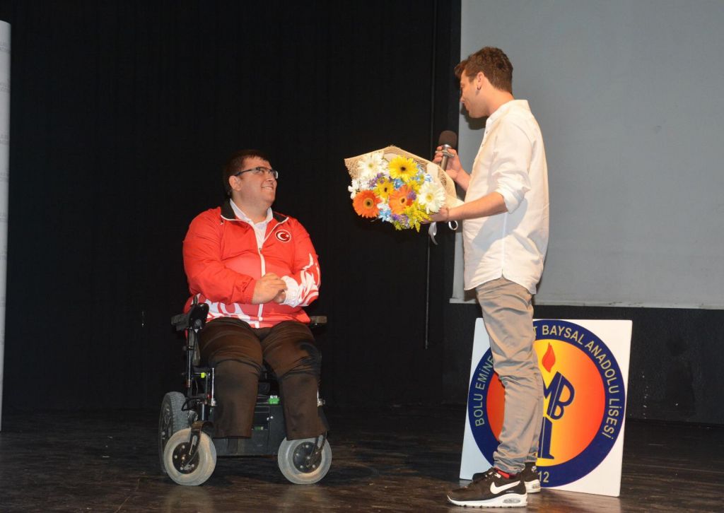 BOLULU MİLLİ OKÇU AŞIK'A SÖYLEŞİDE BÜYÜK SÜRPRİZ