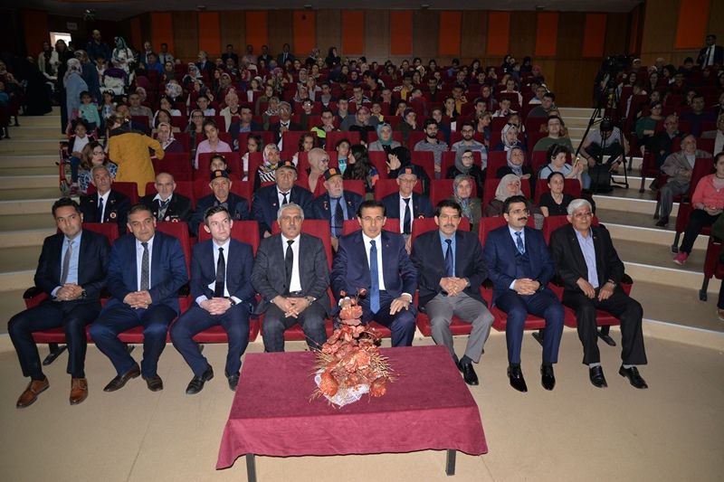 Engelli Bireylerimizden "Çanakkale Destanı"