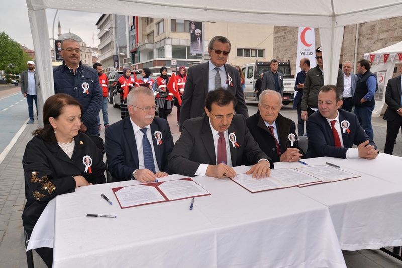 İZZET BAYSAL ŞÜKRAN GÜNLERİ BAŞLADI