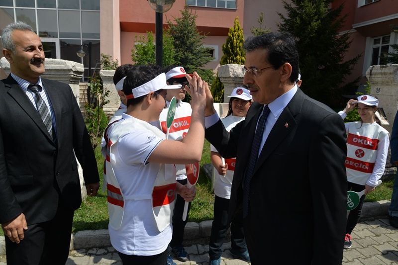 Karayolu Trafik Güvenliği Haftası Başladı