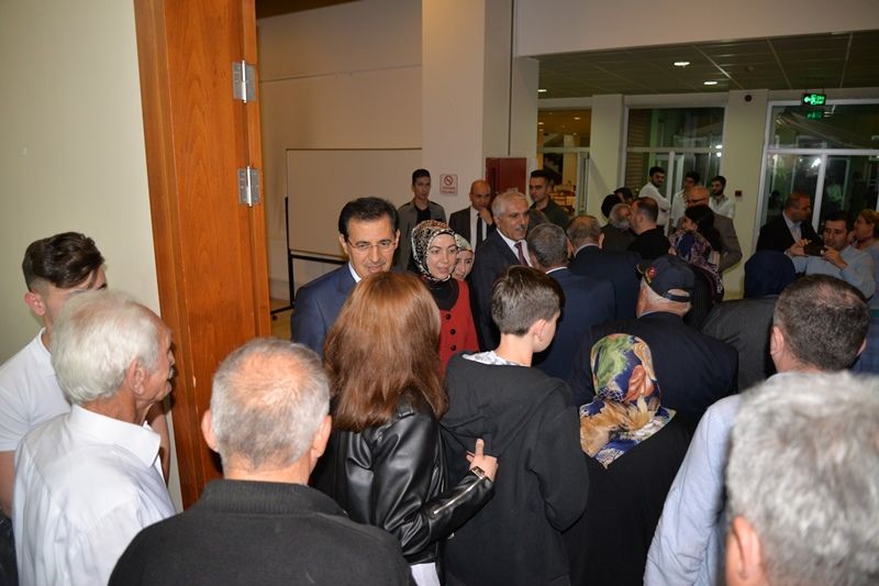 ŞEHİT AİLELERİ VE GAZİLER ONURUNA İFTAR VERİLDİ