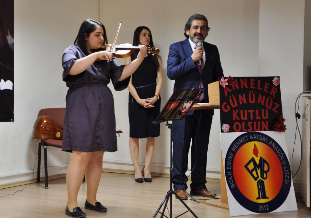 ŞEHİT ANNELERİ İÇİN ANLAMLI PROGRAM