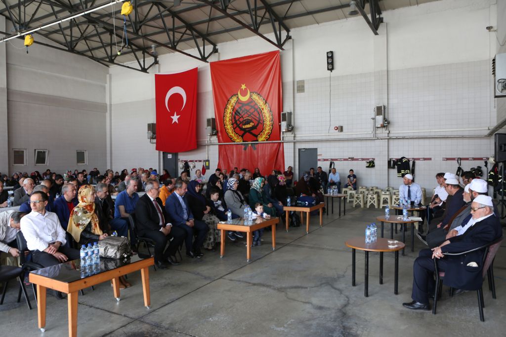 Şehit itfaiyeciler için mevlid-i şerif okutuldu
