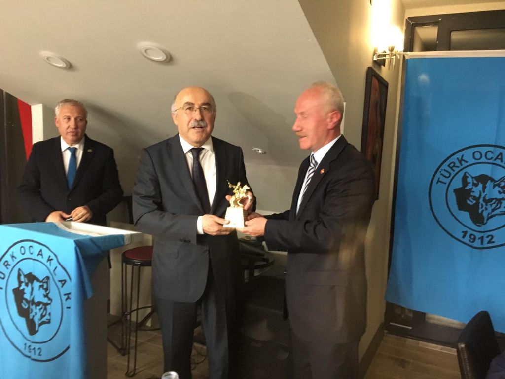 Türk Ocaklılar iftarda buluştu: Geleneksel iftara yoğun ilgi