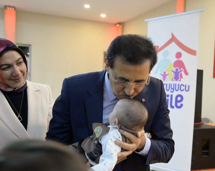 Üçüncü iftar koruyucu ailelerle yapıldı