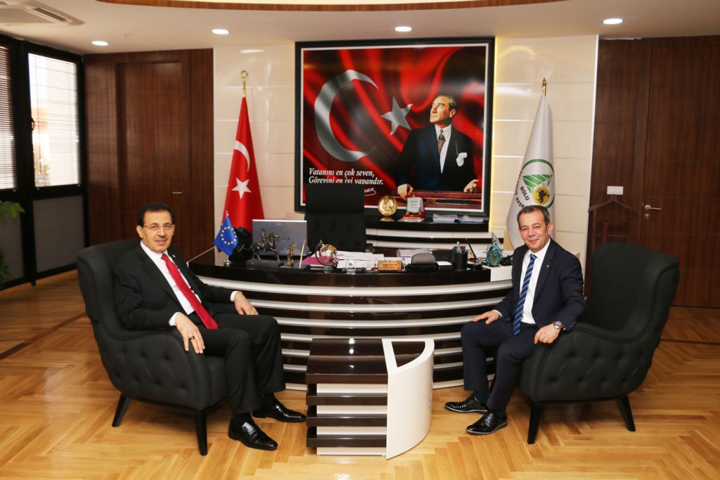 Vali Ahmet Ümit'ten Başkan Özcan'a tebrik ziyareti