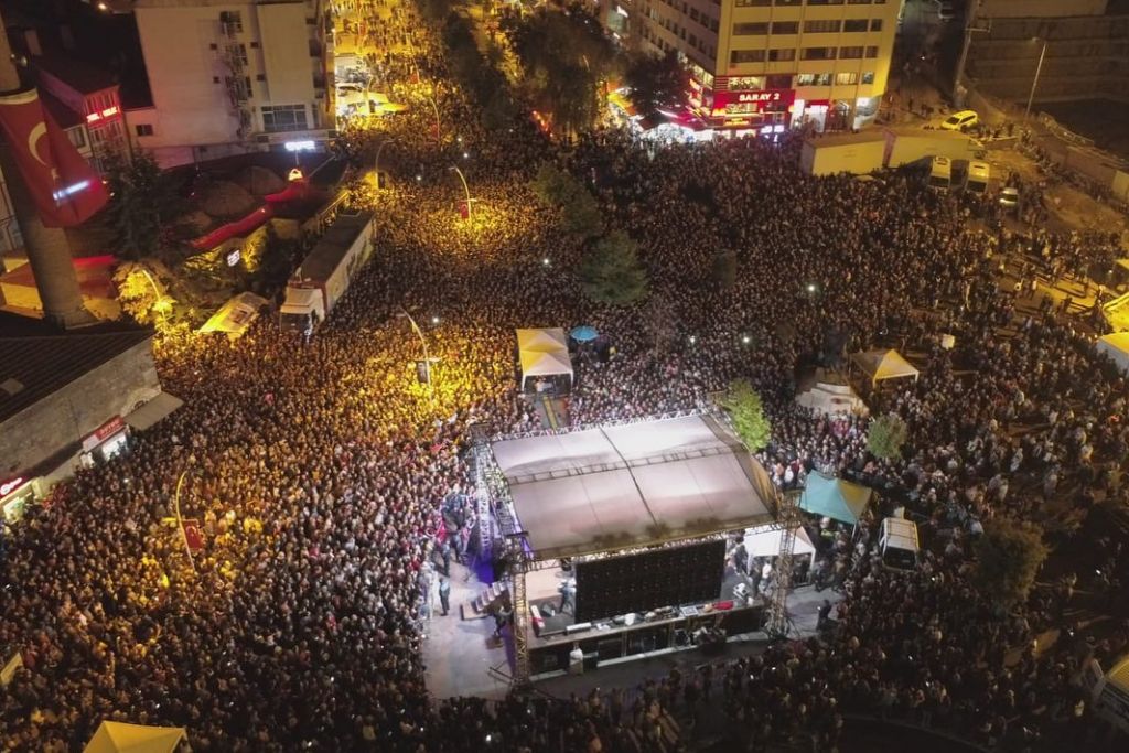 Bolu bu coşkuyu özlemiş