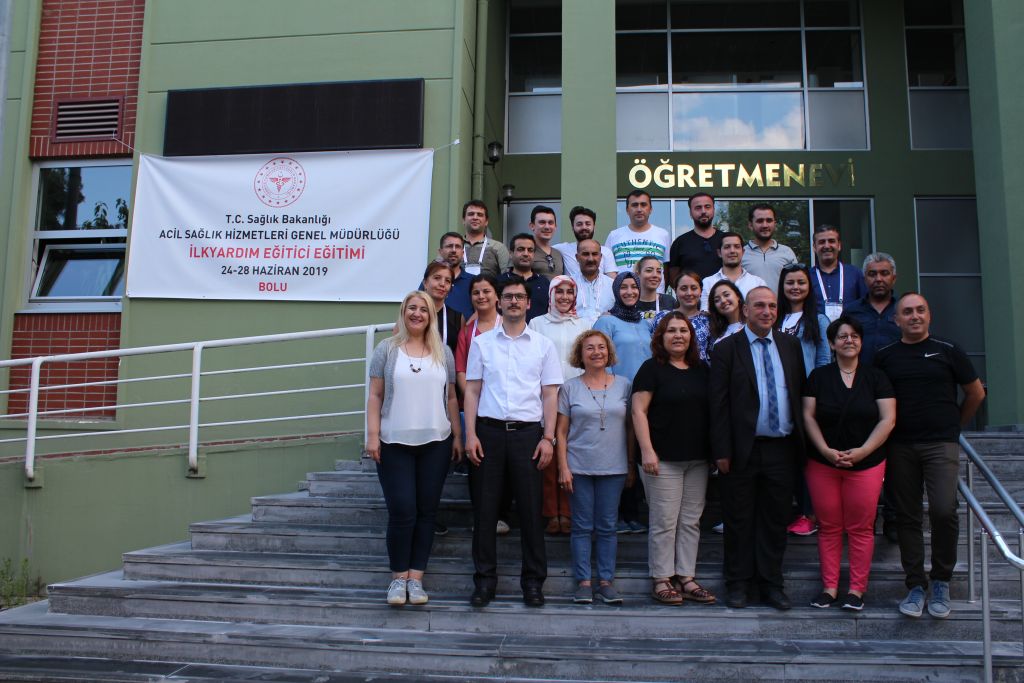 SAĞLIKTA SERİ EĞİTİMLERLE LİDER İL BOLU