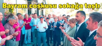 Ak Partide coşku sokağa taştı