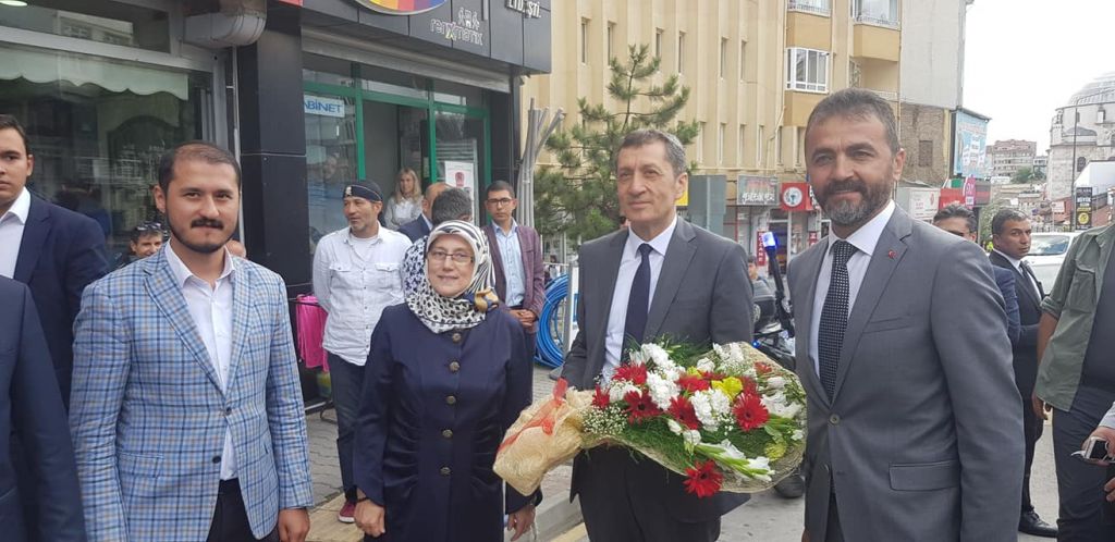 Meslek okullarına talep artacak