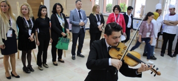 SAĞLIK VE SANAT İÇ İÇE