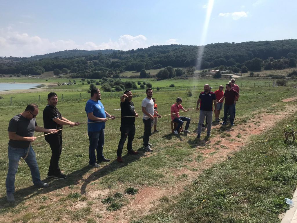 Gazeteciler piknikte buluştu