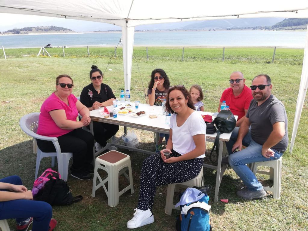 Gazeteciler piknikte buluştu