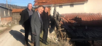 KÖYLERE HİZMET DEVAM EDİYOR