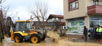 Tepecik Mahallesi sular altında kaldı