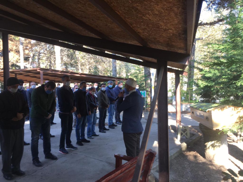 Dualarla uğurlandı