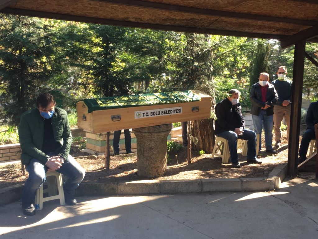 Dualarla uğurlandı