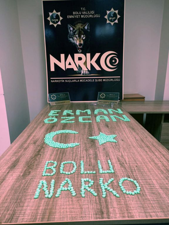 Hapları hoparlör içine saklamışlar