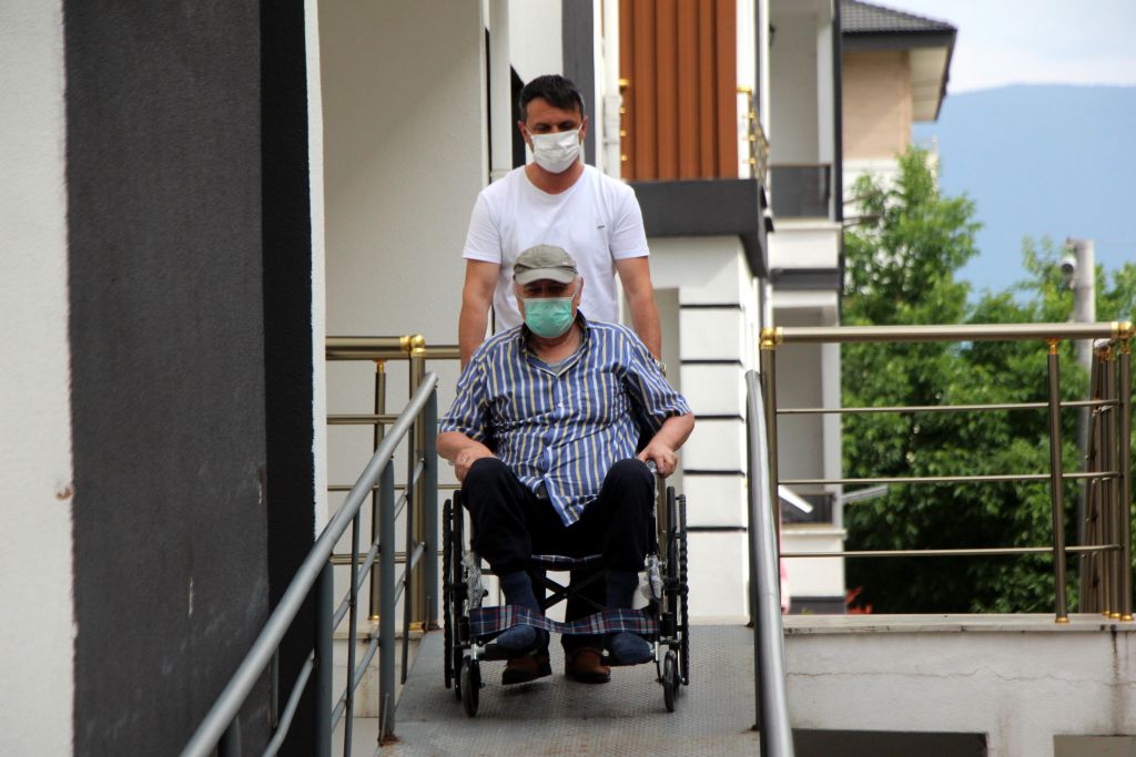 İşte özlenen komşuluk