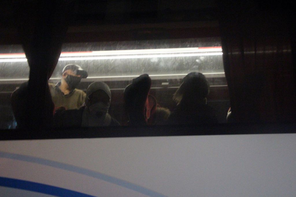 Korona teğet geçti!