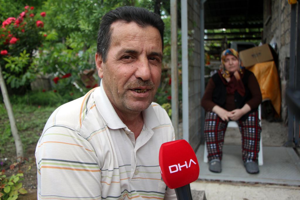 Ömrünü eşine adadı