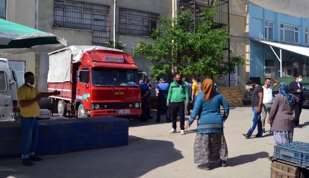 Tezgâh savaşını esnaf kazandı