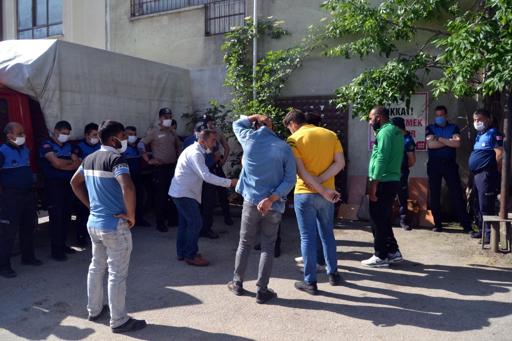 Tezgâh savaşını esnaf kazandı