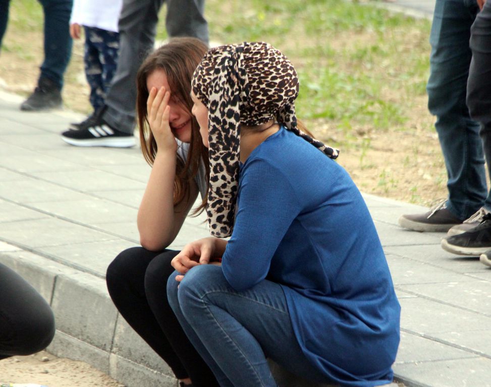 Yangına uykuda yakalandılar