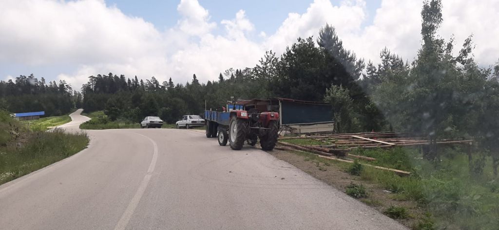 Yedigöller yolu içler acısı halde!