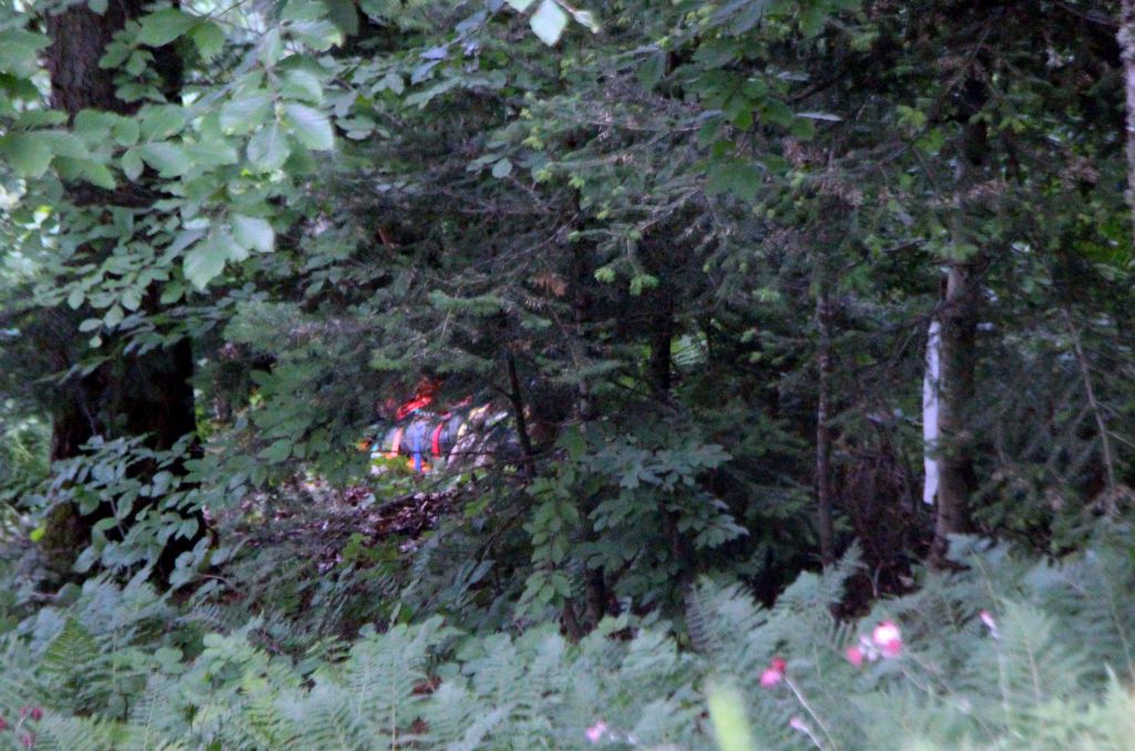 100 metre uçurumdan yuvarlandı