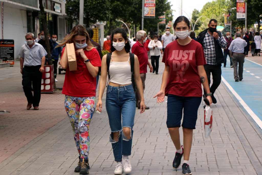 Cezalarda akıllandırmıyor!